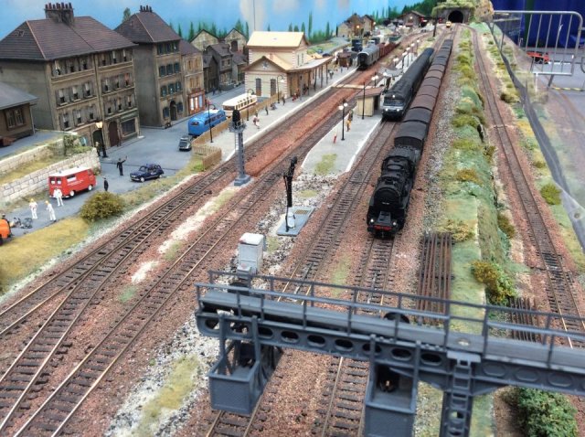 DLB2016-CMA-train-06