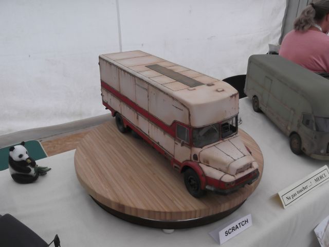 Mantes2016-hall2-03